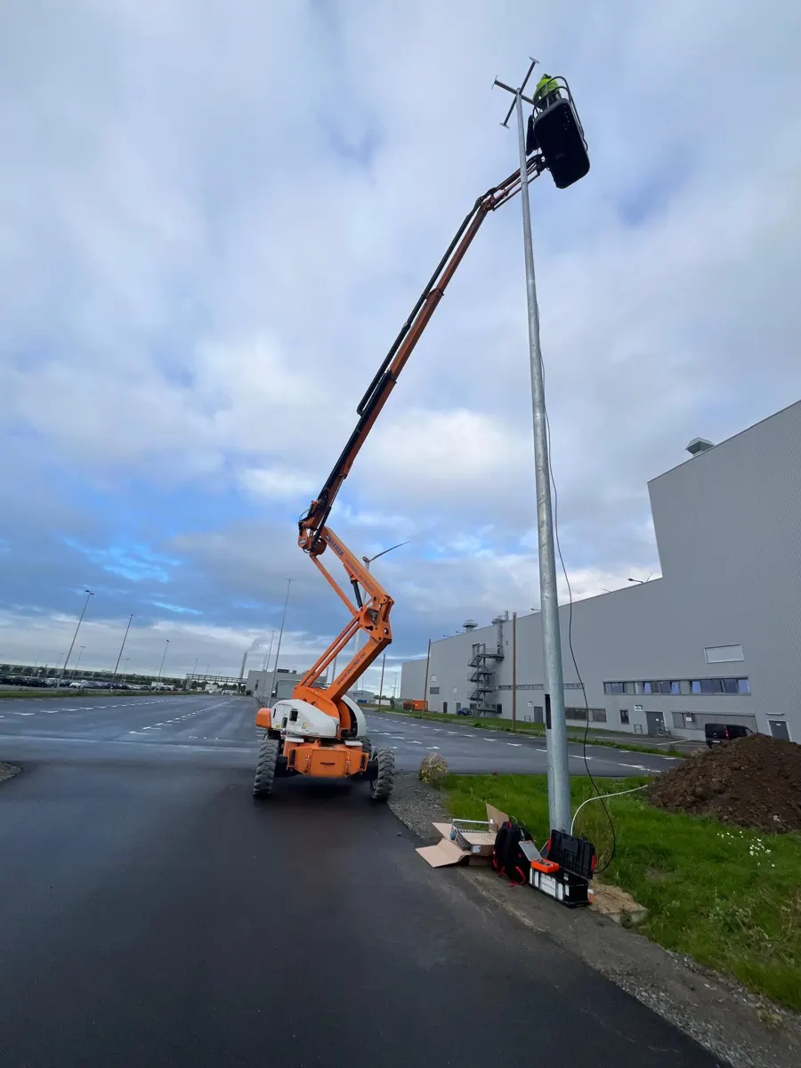 Arbeiten an der Außenbeleuchtung